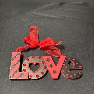 ❤️🥰❤️ NEW Valentine’s Day LOVE Sign NWT